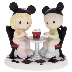 Disney Precious Moments Figurine - Boy And Girl Ice Cream