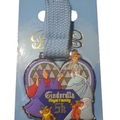 Disney Marathon Pin - 2014 Princess Cinderella Royal Family 5K Metal